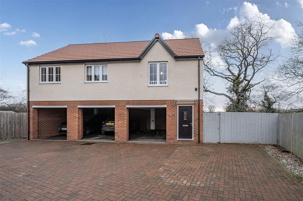 Property photo 1 of 9 Main Picture