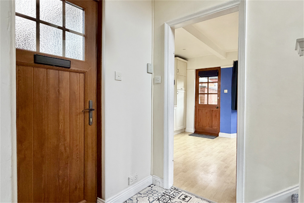 Property photo 3 of 29 Hall