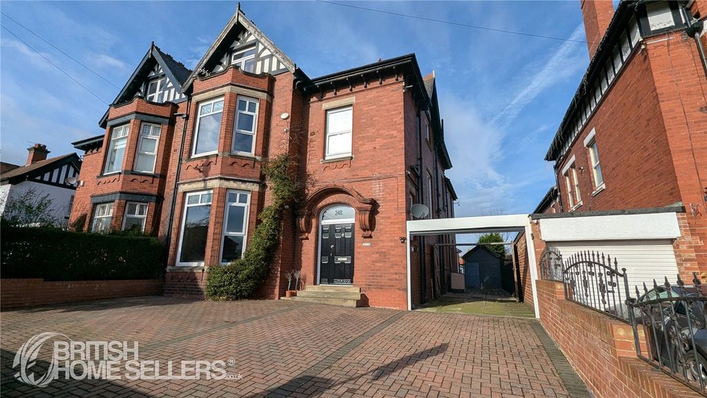 Property photo 2 of 33 Picture No. 04