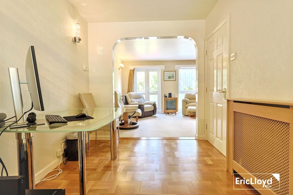 Property photo 3 of 29 Photo 18