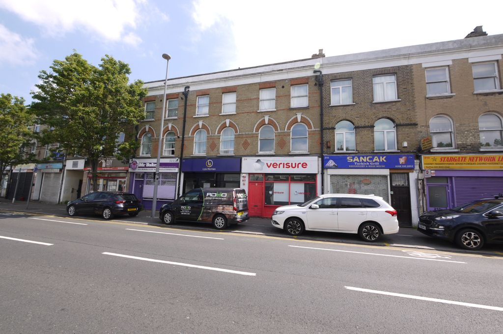Property photo 1 of 7 2447880