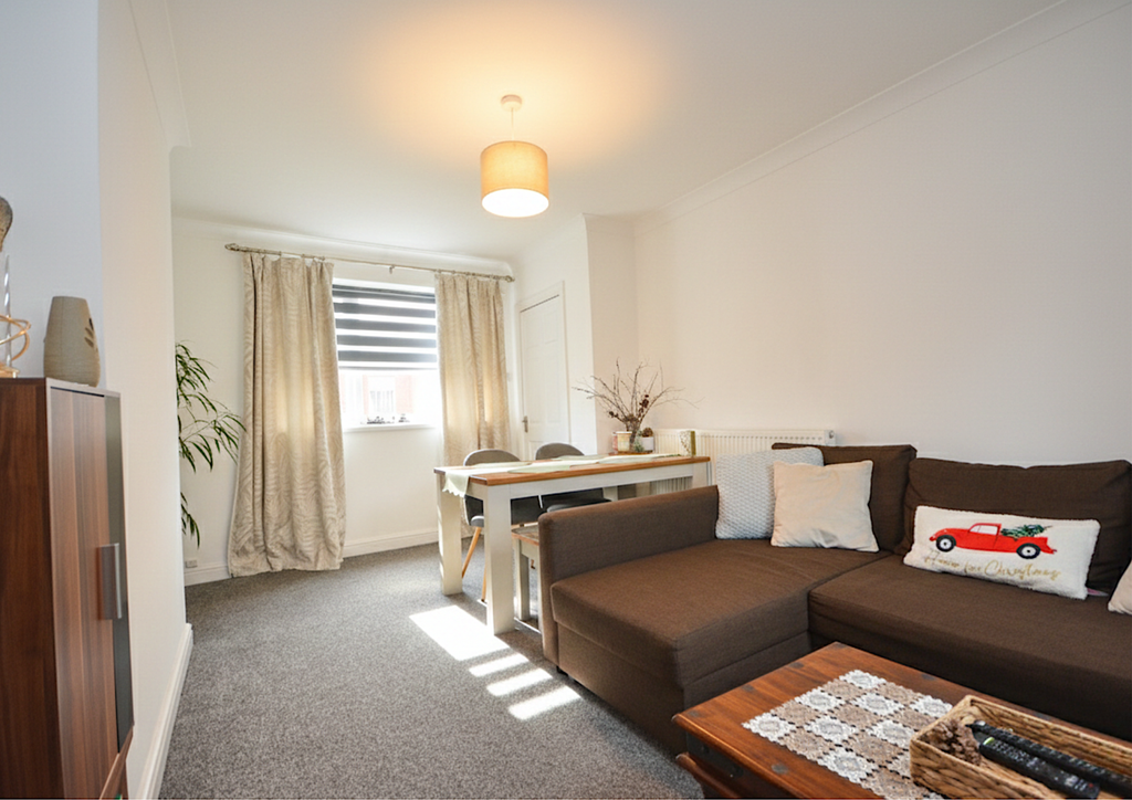 Property photo 2 of 19 Lounge/Diner