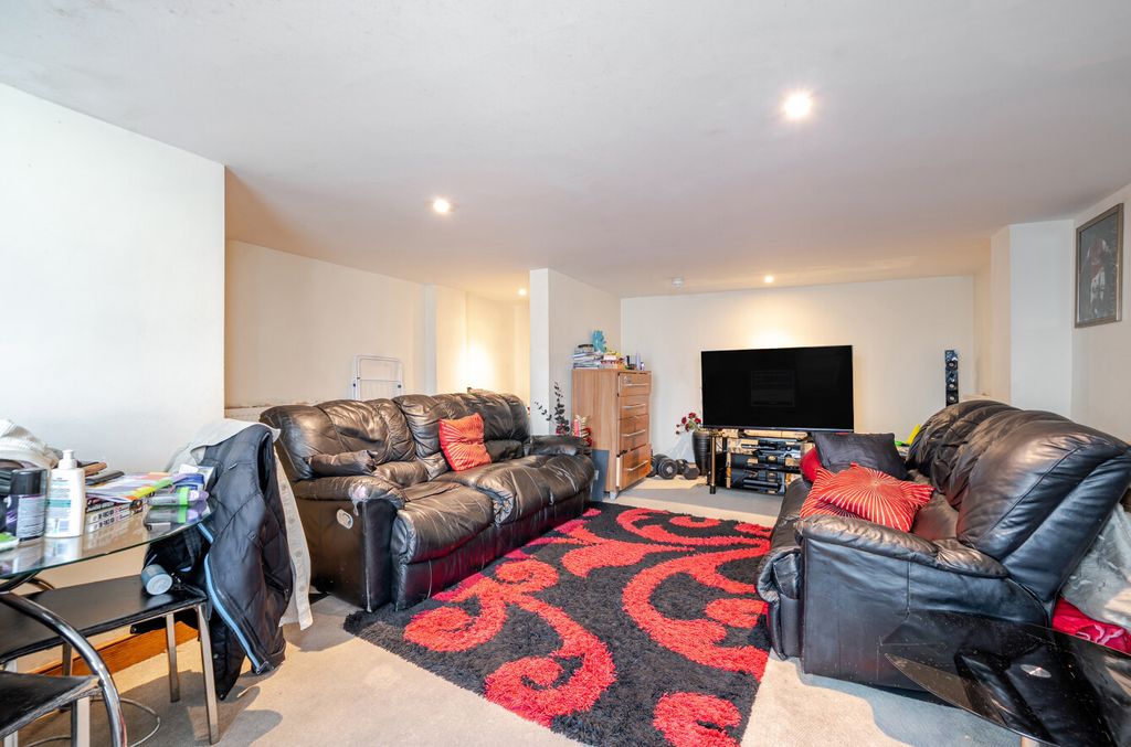 Property photo 3 of 10 1473525-7-6A356d2...