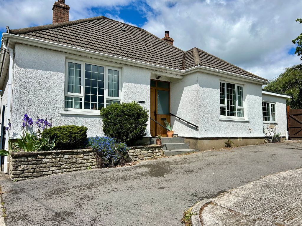 Property photo 1 of 21