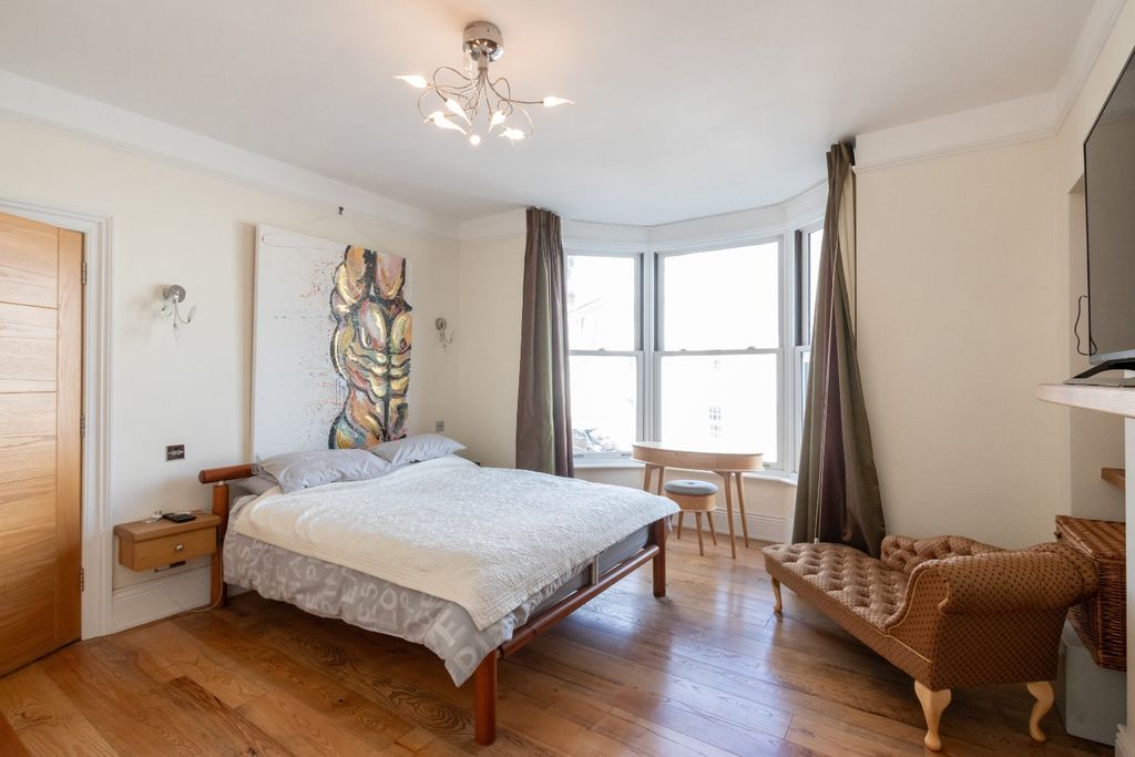 Additional image 18 of 4 bed semi-detached house for saleLes Gravees, St. Peter Port, Guernsey GY1