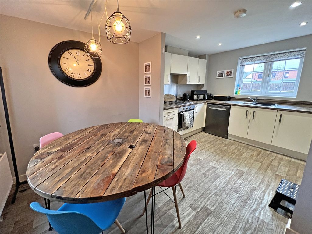 Property photo 2 of 13 Picture No. 07