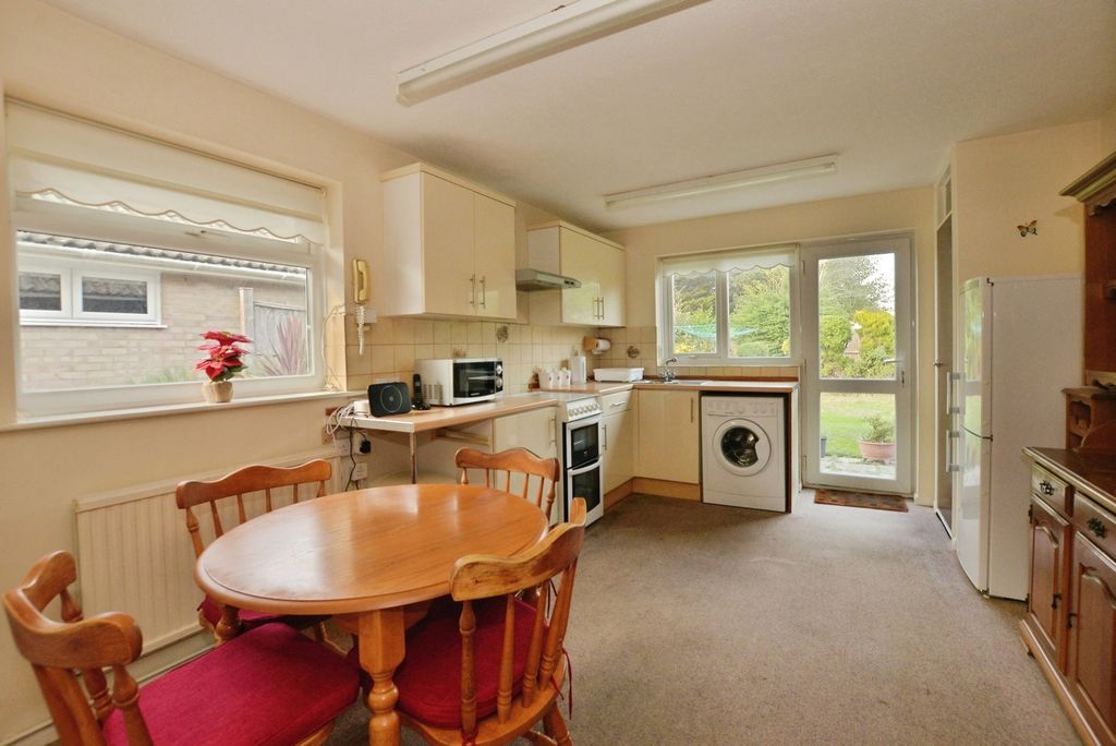 Property photo 3 of 14 Pbox-Img.Jpg