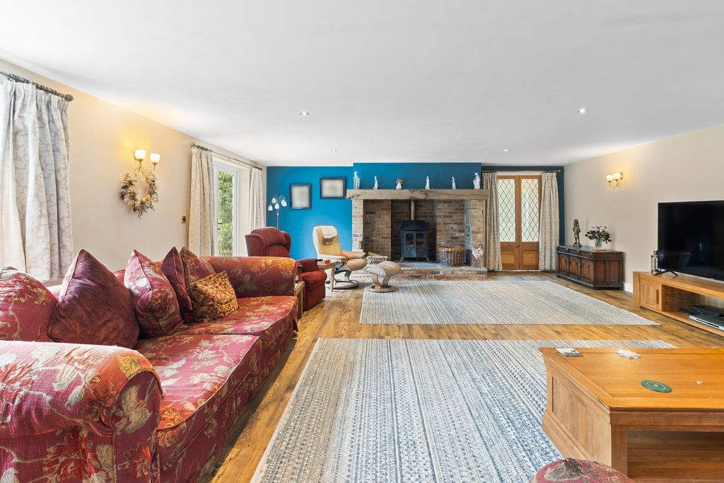 Property photo 3 of 53