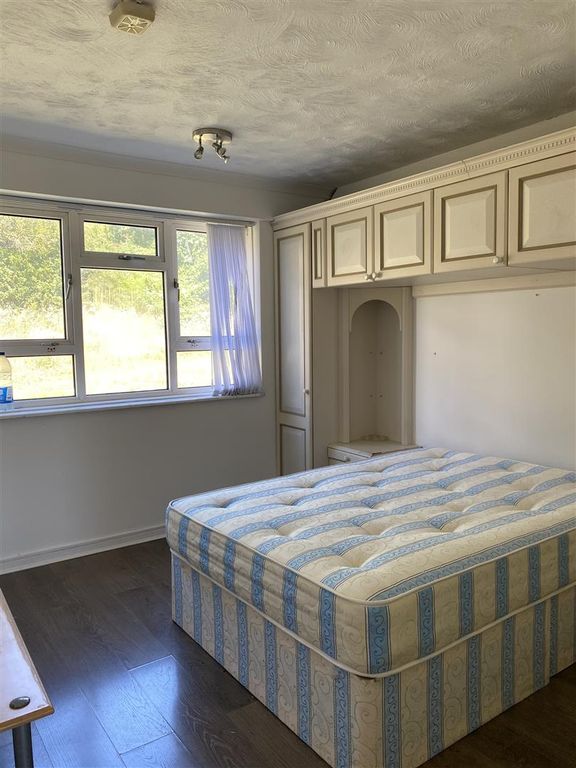 Property photo 3 of 8 Img_0252.Jpg