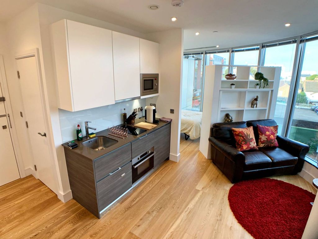 Property photo 2 of 4