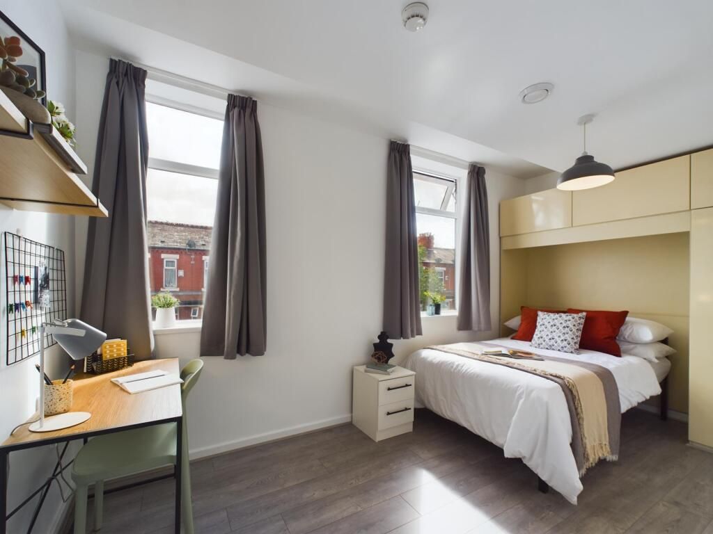 Property photo 3 of 7