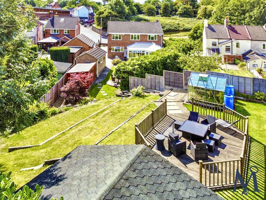 Property photo 2 of 25 Substantial Rear Garden