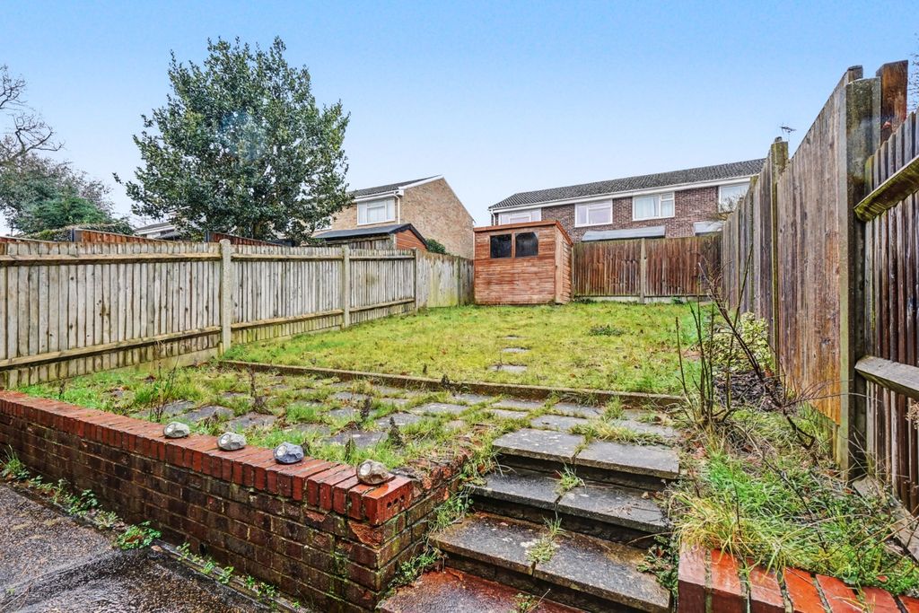 Property photo 2 of 11 4633663