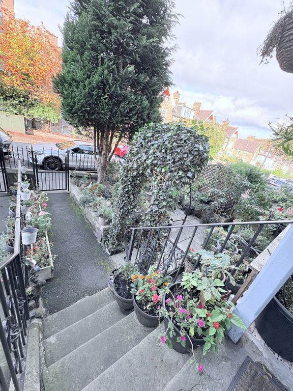 Property photo 2 of 23 Gallery