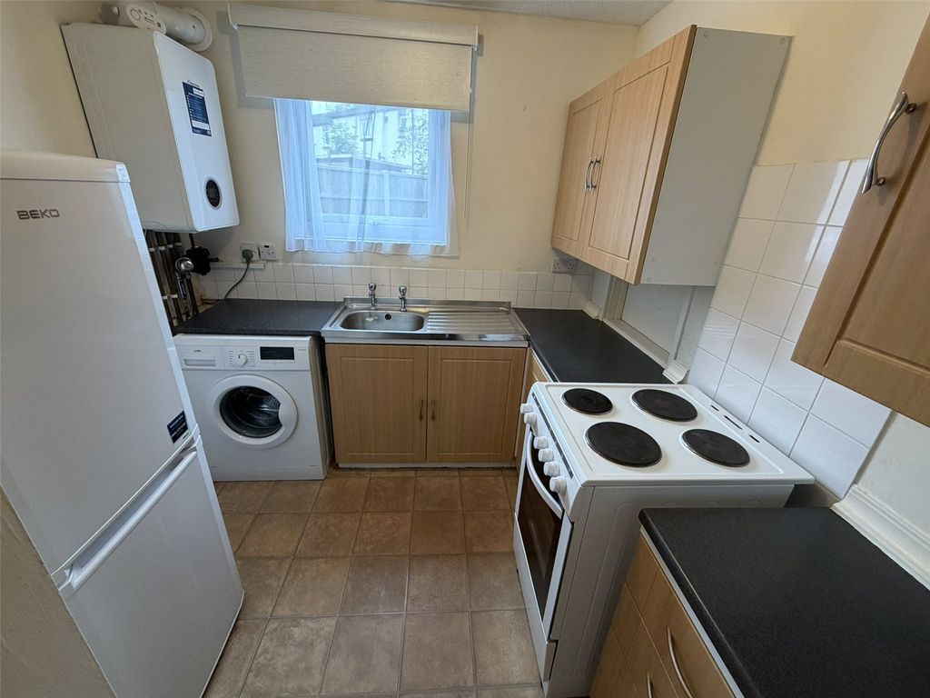 Property photo 2 of 12 Picture No. 07