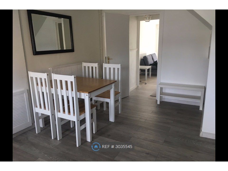 Property photo 2 of 12 Dining Area In The Kitchen