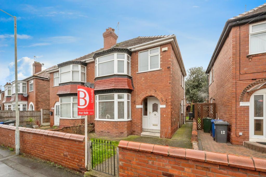 Property photo 1 of 13 Front