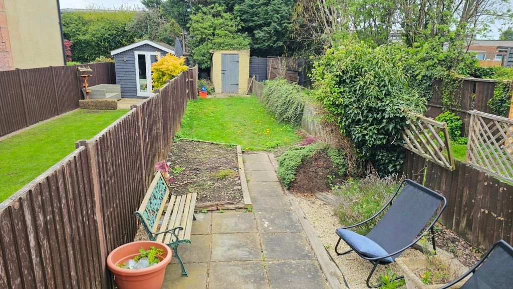 Property photo 2 of 19 Photo 4