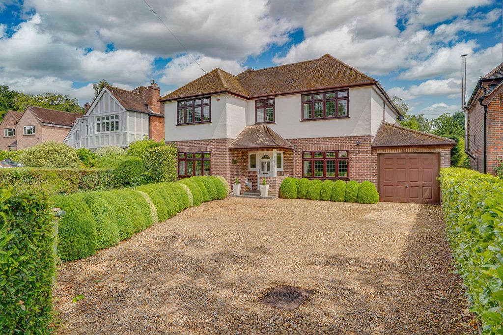 Property photo 1 of 24