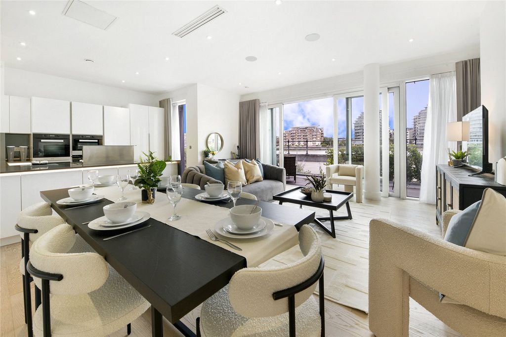 Property photo 1 of 15 Riverwalk Apartments