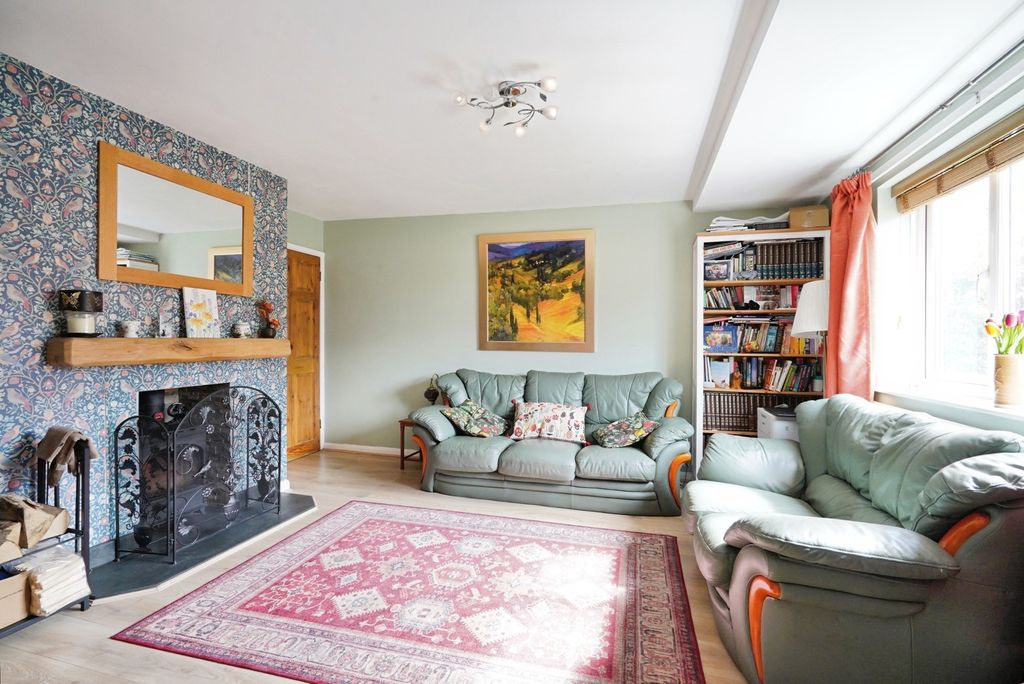 Property photo 3 of 21 Pbox-Img.Jpg