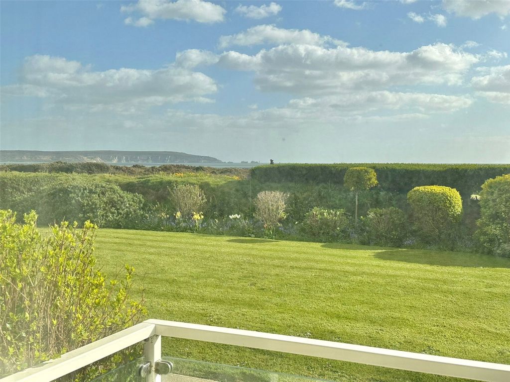 Property photo 2 of 16 Picture No. 07