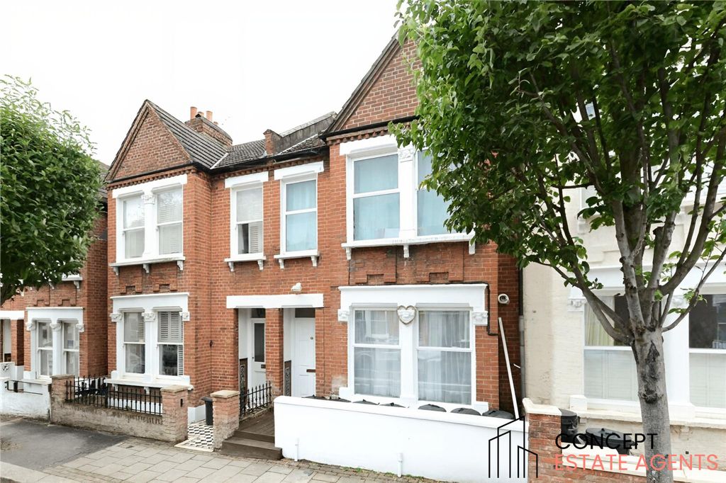 Property photo 1 of 5