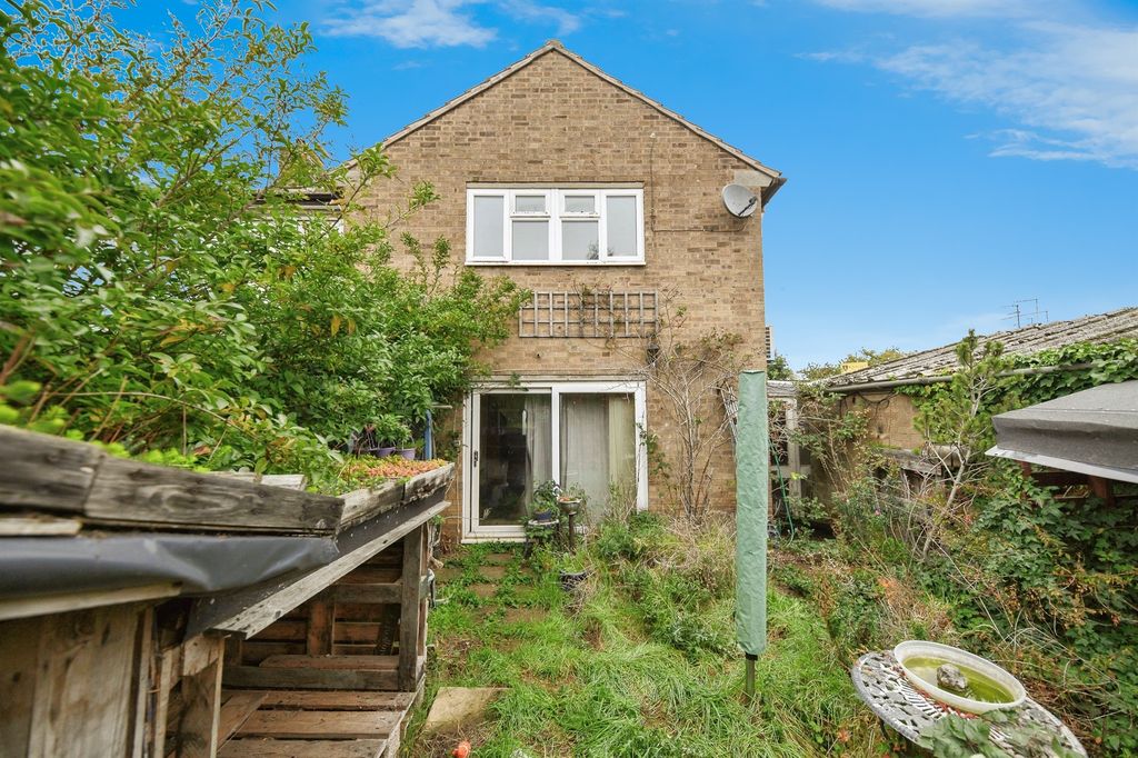 Property photo 3 of 4