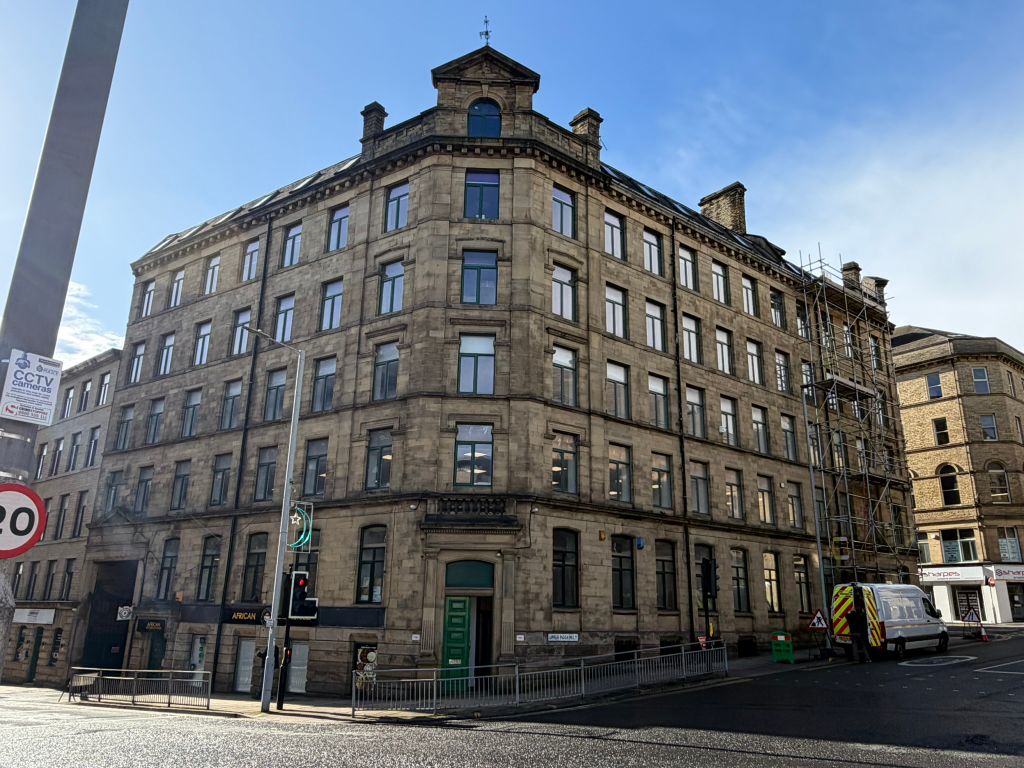 Property photo 1 of 8