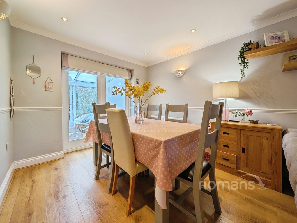 Property photo 3 of 17 Pbox-Img.Jpg