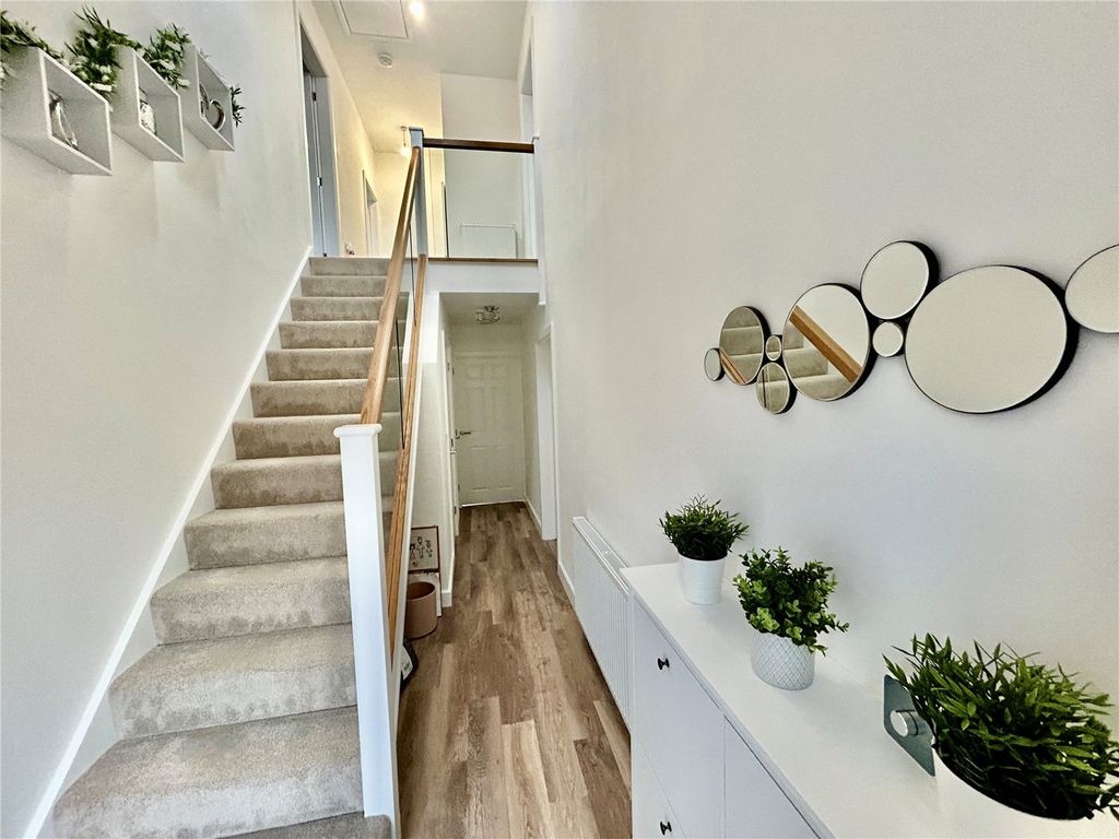 Property photo 3 of 27 Picture No. 71