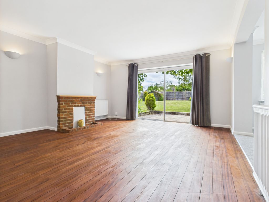 Property photo 1 of 28