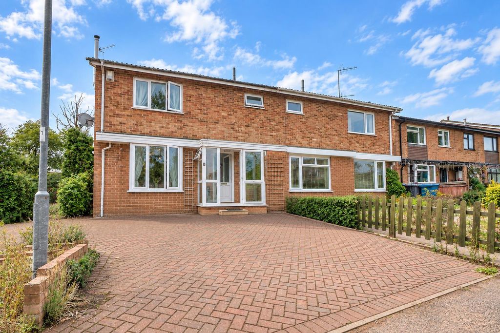 Property photo 1 of 15 1c0F8351-4236-40E4-9Bc9-E6A6ce7365E7.Png