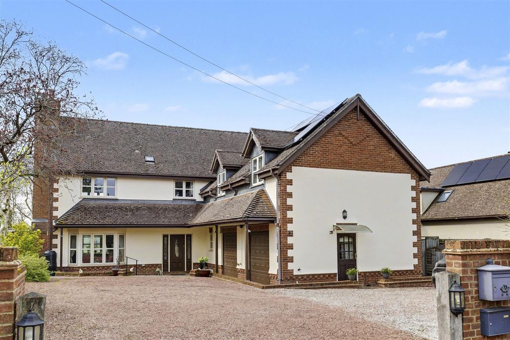Property photo 1 of 36