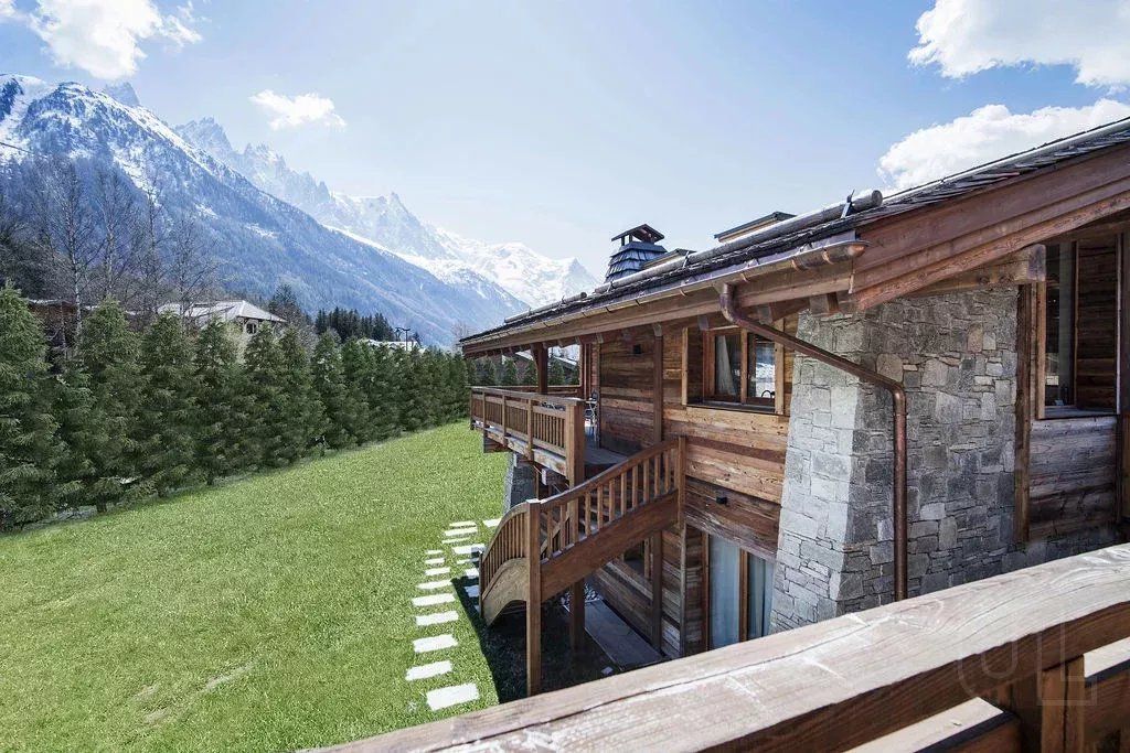 Property photo 3 of 37