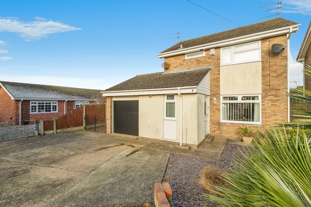 Property photo 1 of 17 Front