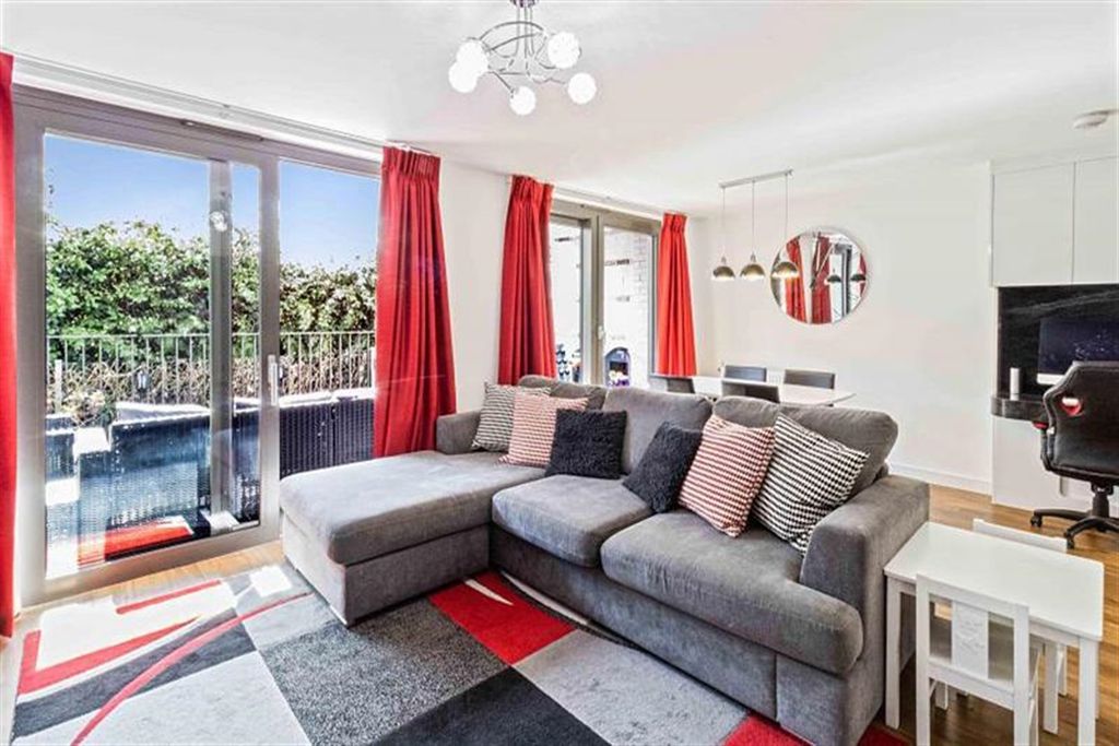 Property photo 1 of 17 (Main)