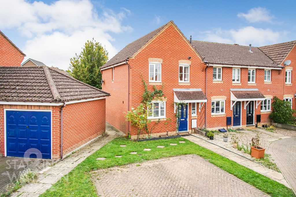 Property photo 1 of 21