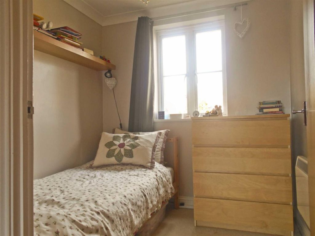 Property photo 3 of 5