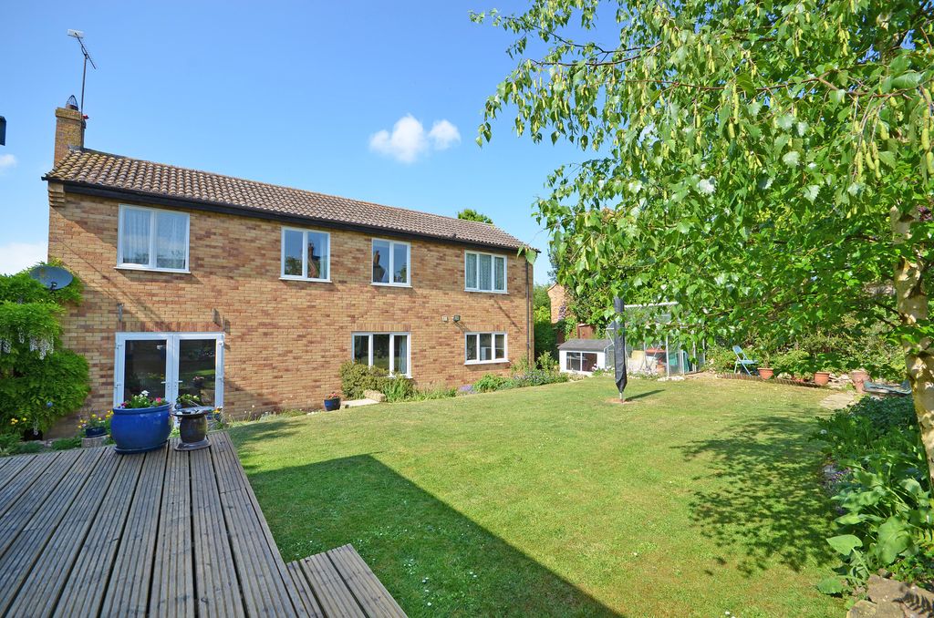 Property photo 2 of 29