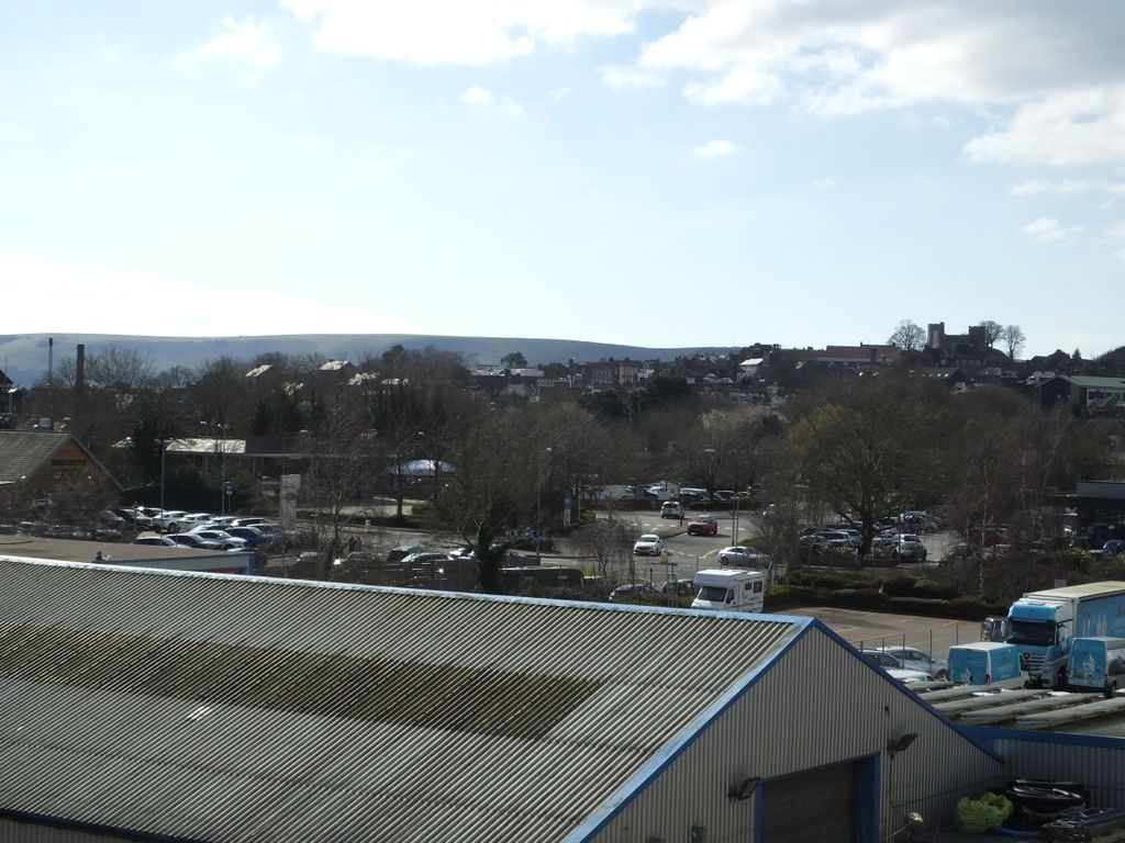 Property photo 3 of 5