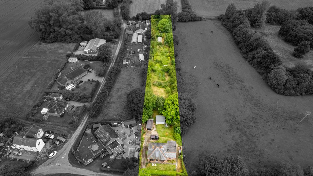 Property photo 3 of 46