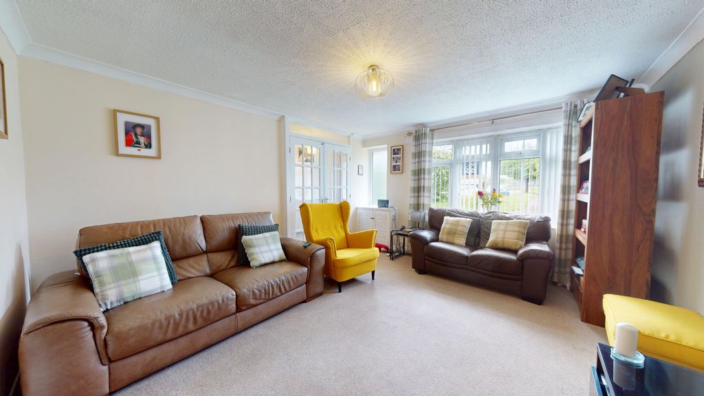 Property photo 2 of 26 5185522