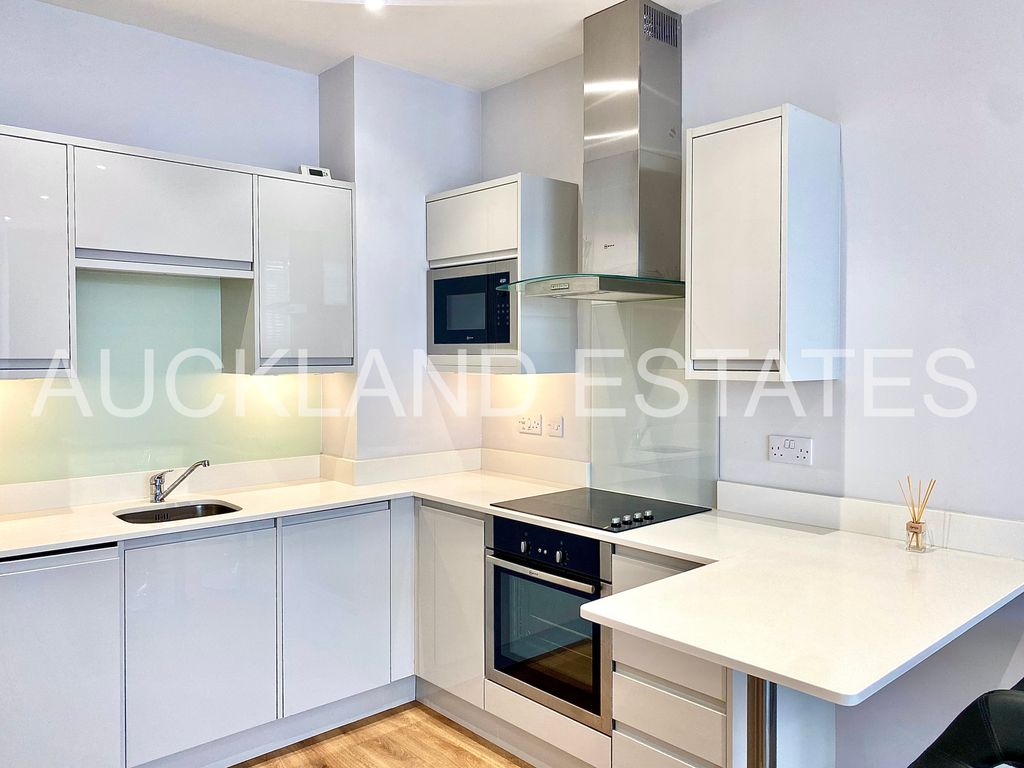 Property photo 1 of 13 Img_E3974