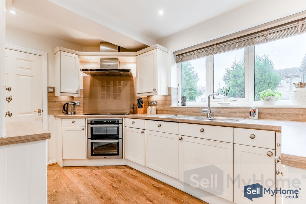 Property photo 2 of 20 7Victoriagardensbarrowfordnelsonbb96Dn--24