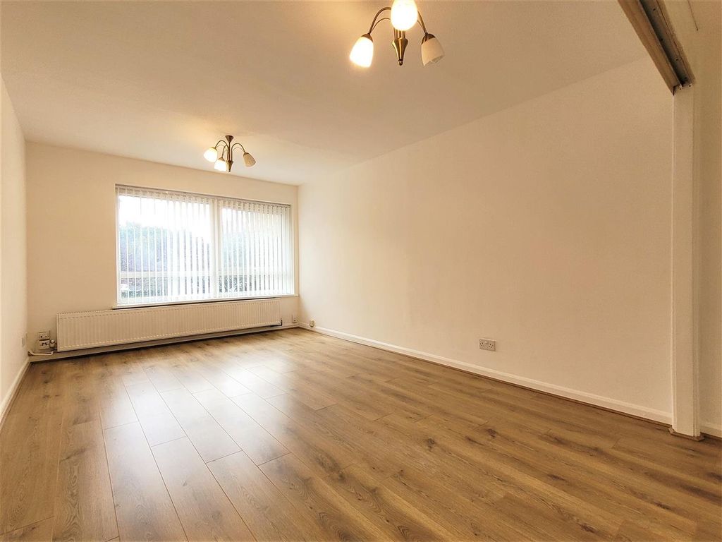 Property photo 2 of 7 Picture No. 04