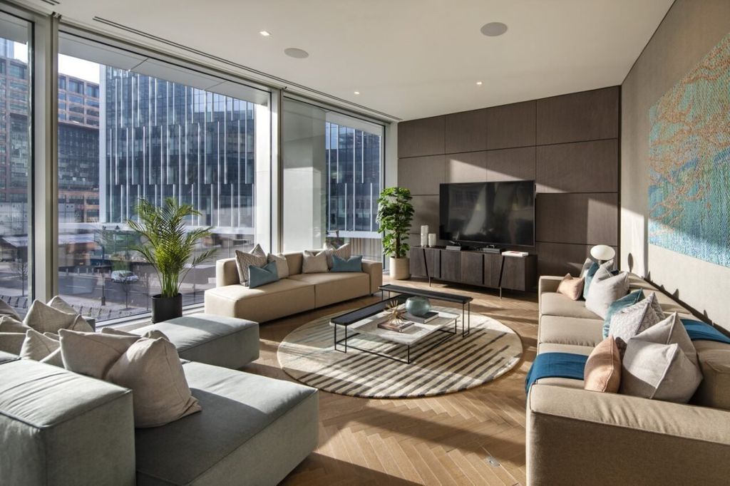 Property photo 3 of 29