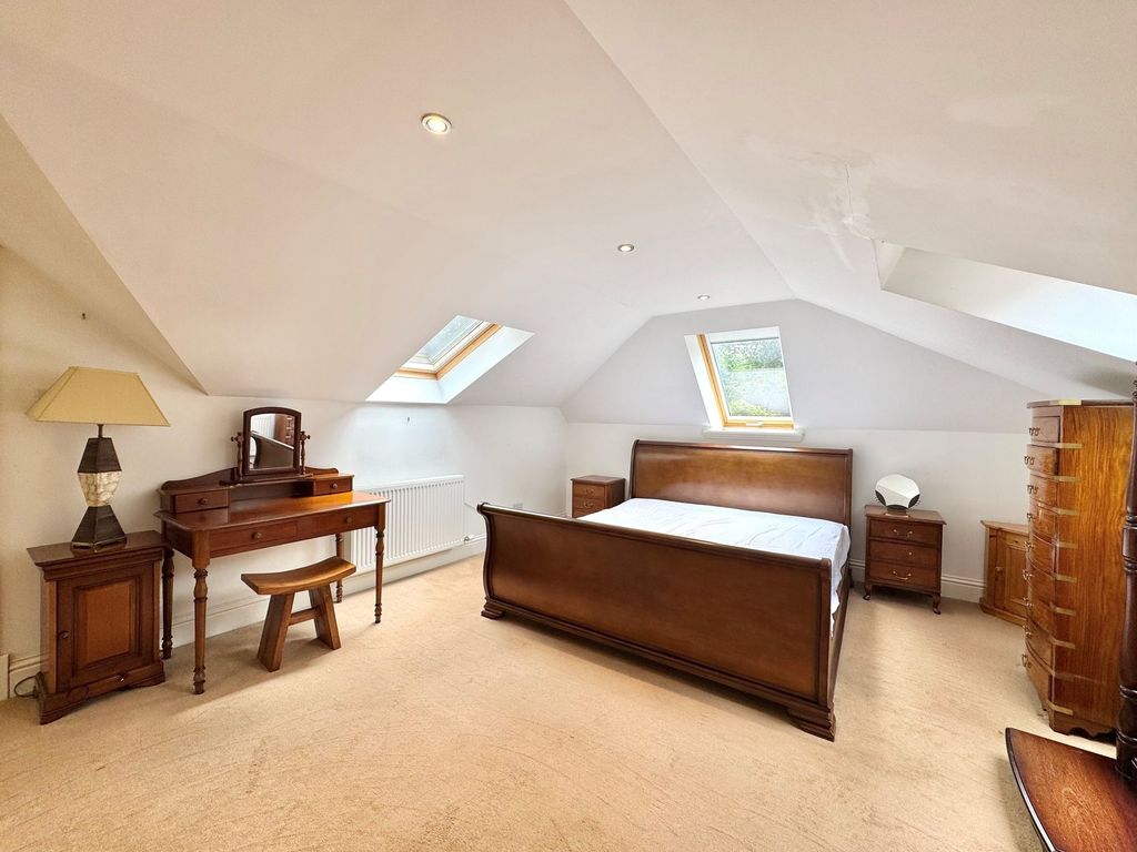 Additional image 39 of 5 bed property for saleSouthwood, Monkton KA9