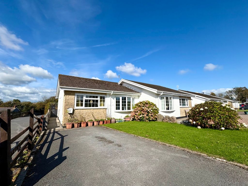 Property photo 1 of 10 Photograph