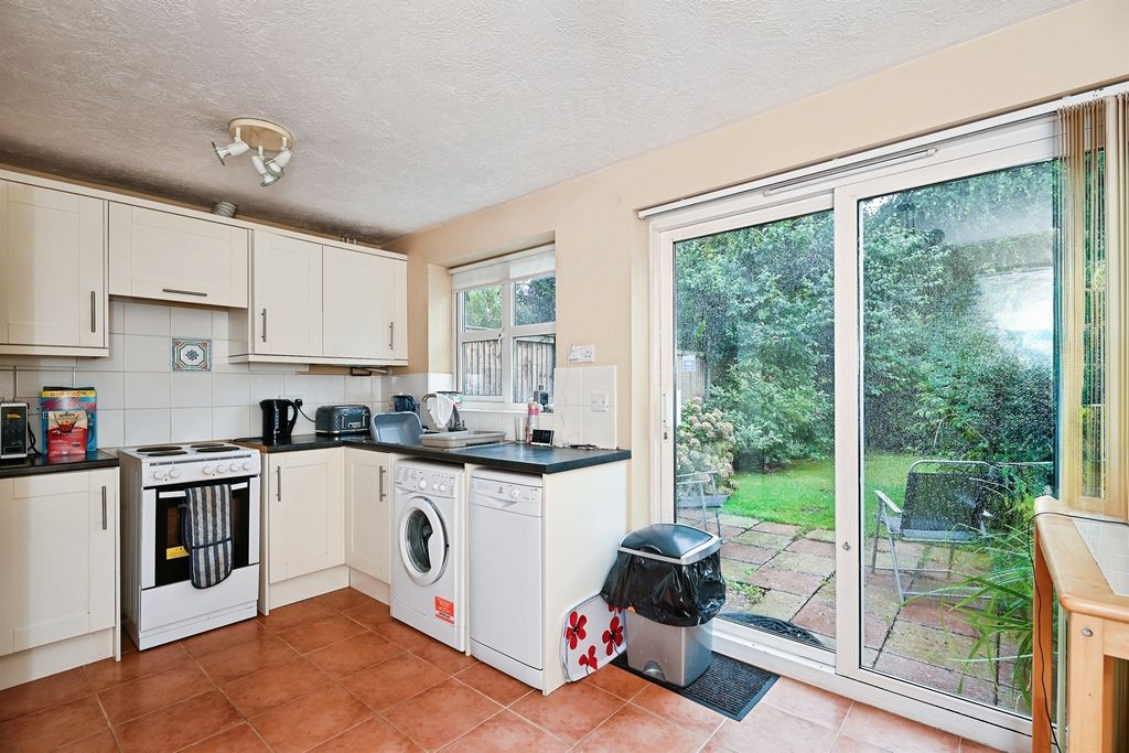 Property photo 3 of 14